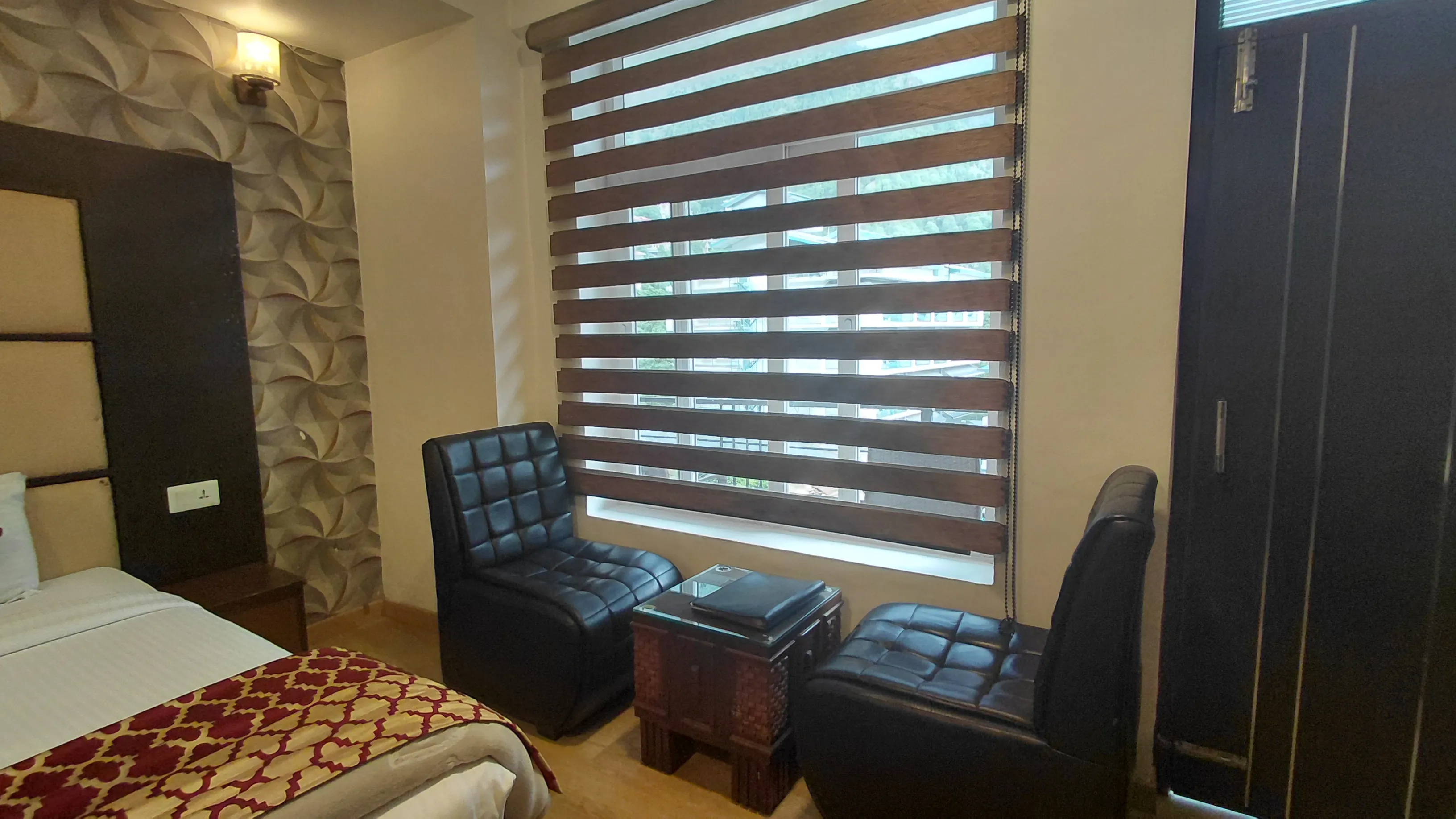 Shivani Ayurveda Premium room seats