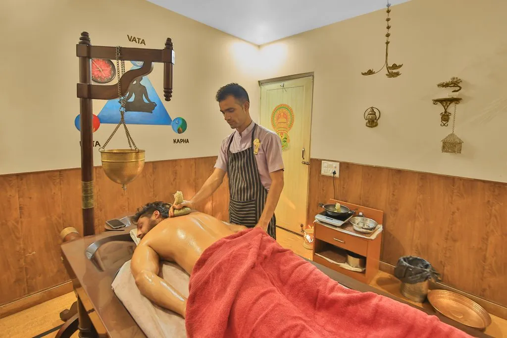 Top-Rated-Ayurveda-Panchakarma-Clinic-Retreat-in-Rishikesh-Kerala-Goa-India-Veda5-1024x682