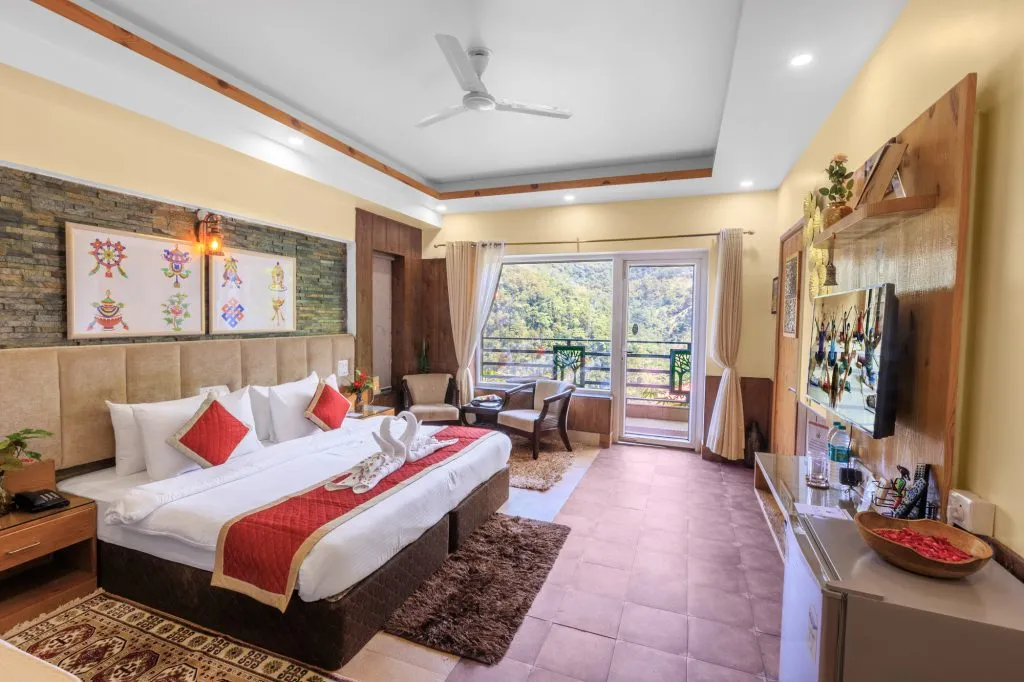Best-Retreat-Resort-Hotel-Rooms-in-Rishikesh-Kerala-Goa-India-Veda5-1024x682