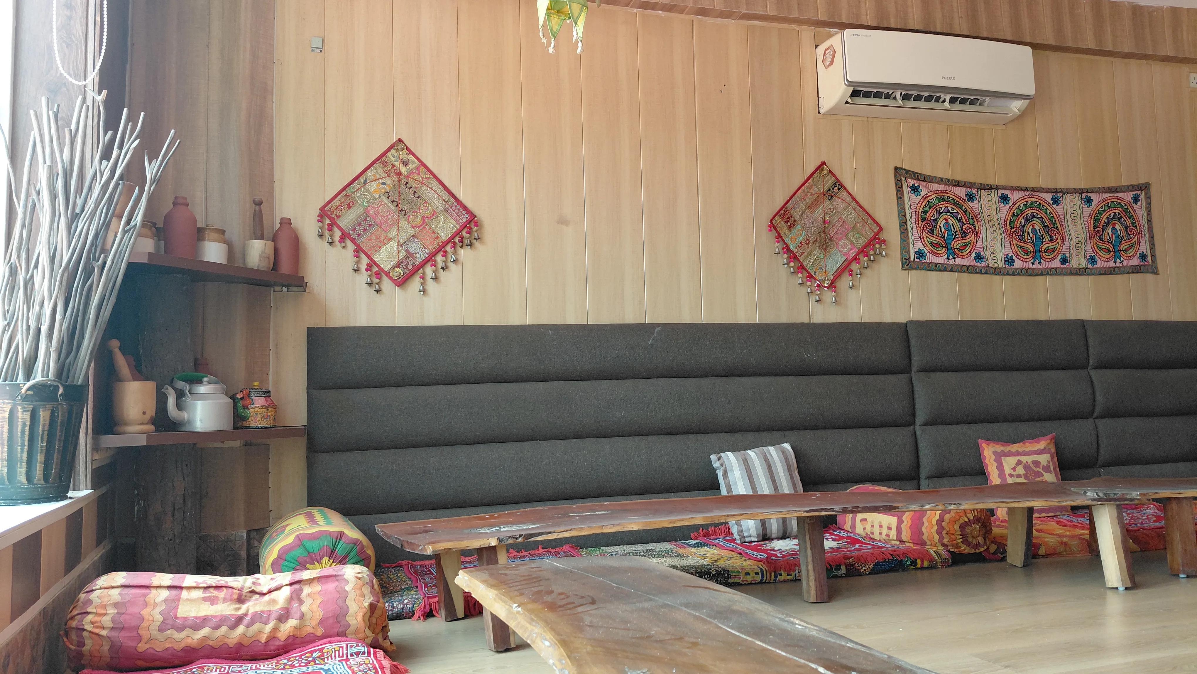 Dining hall AC