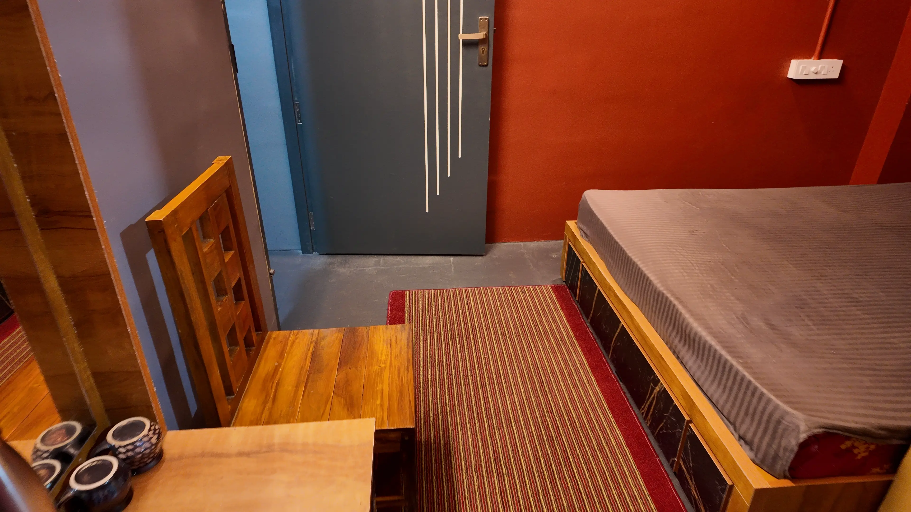 Pranaalaya Good Earth Wellness Room