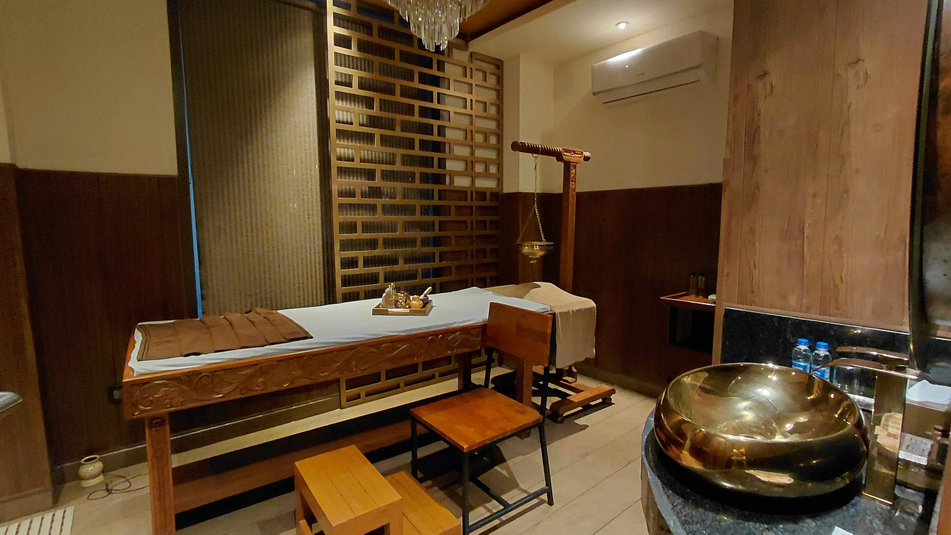 Sterling Palm Bliss Treatment room inside