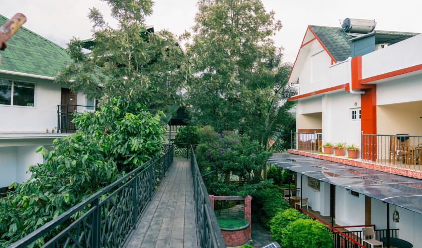 AyurGem Ayurveda Yoga & Wellness Retreat Munnar