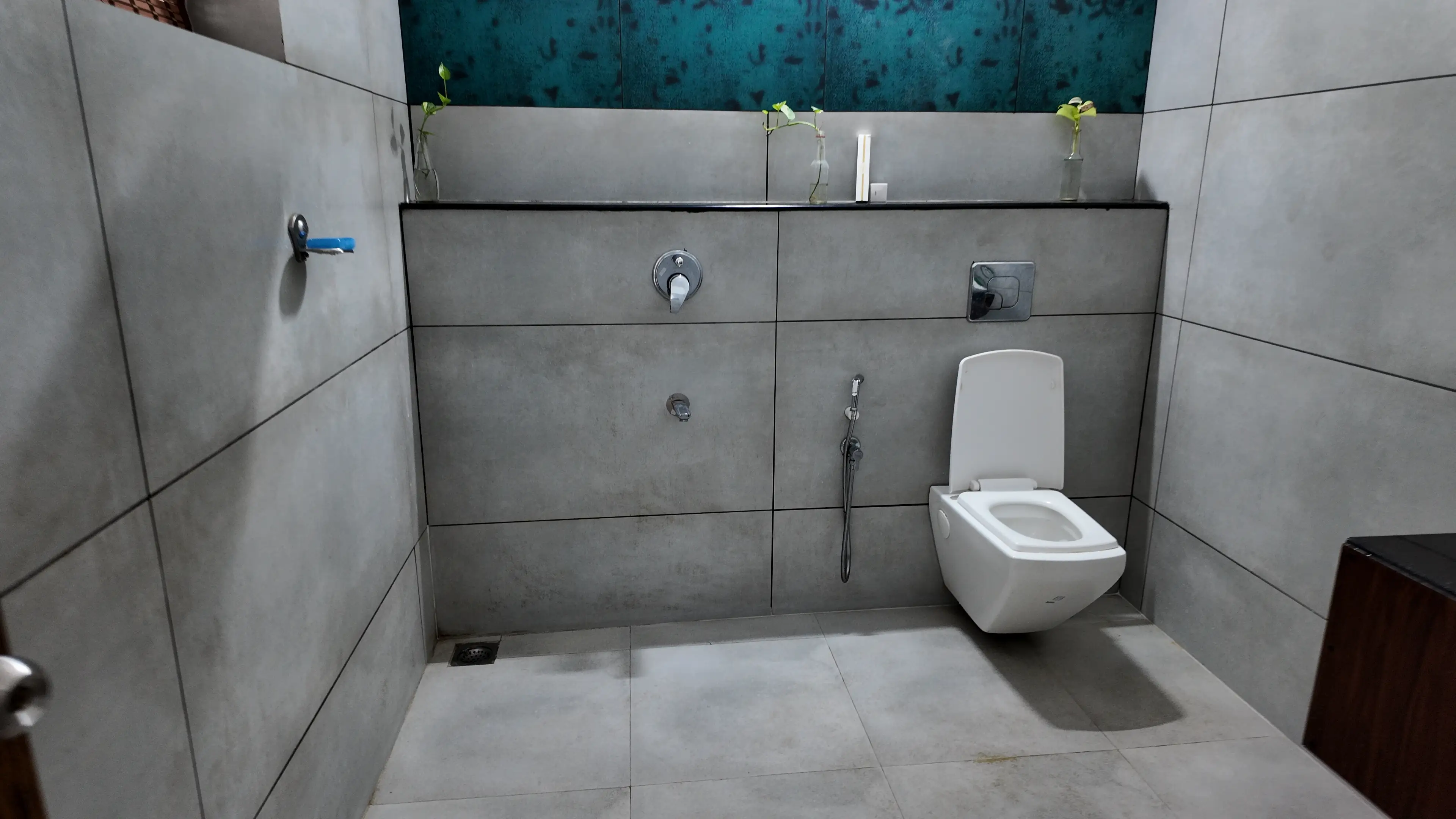 Pranaalaya Good Earth Wellness Room