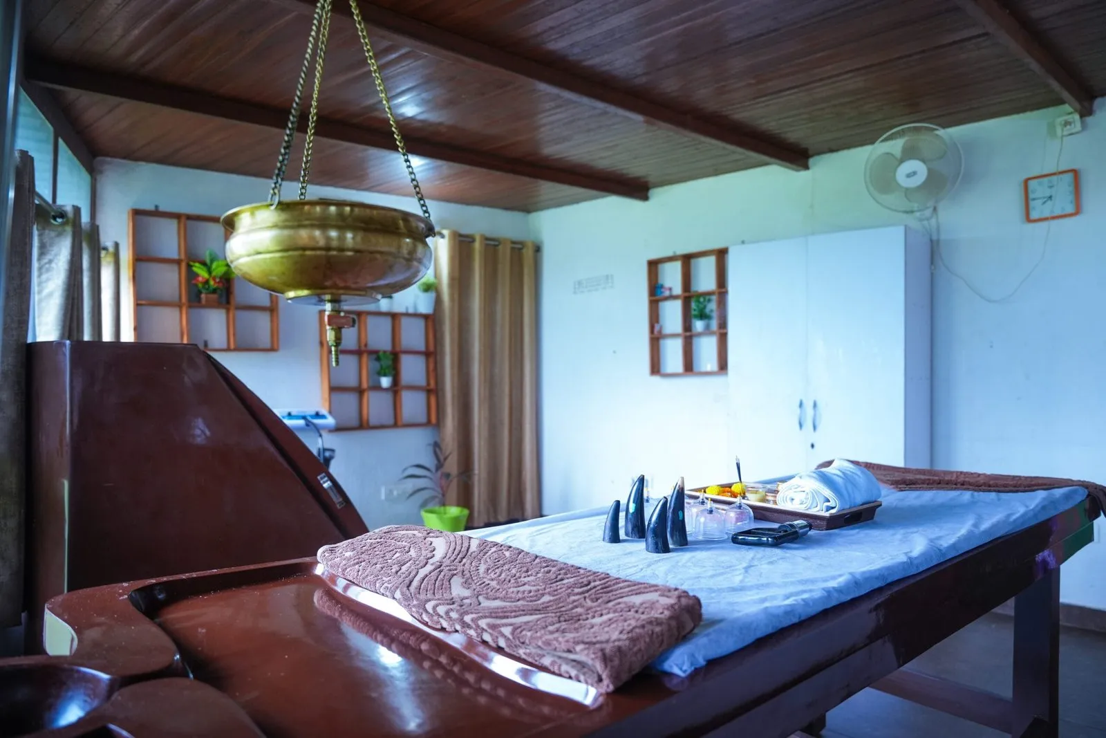 Yan Cure Treatment Room 6