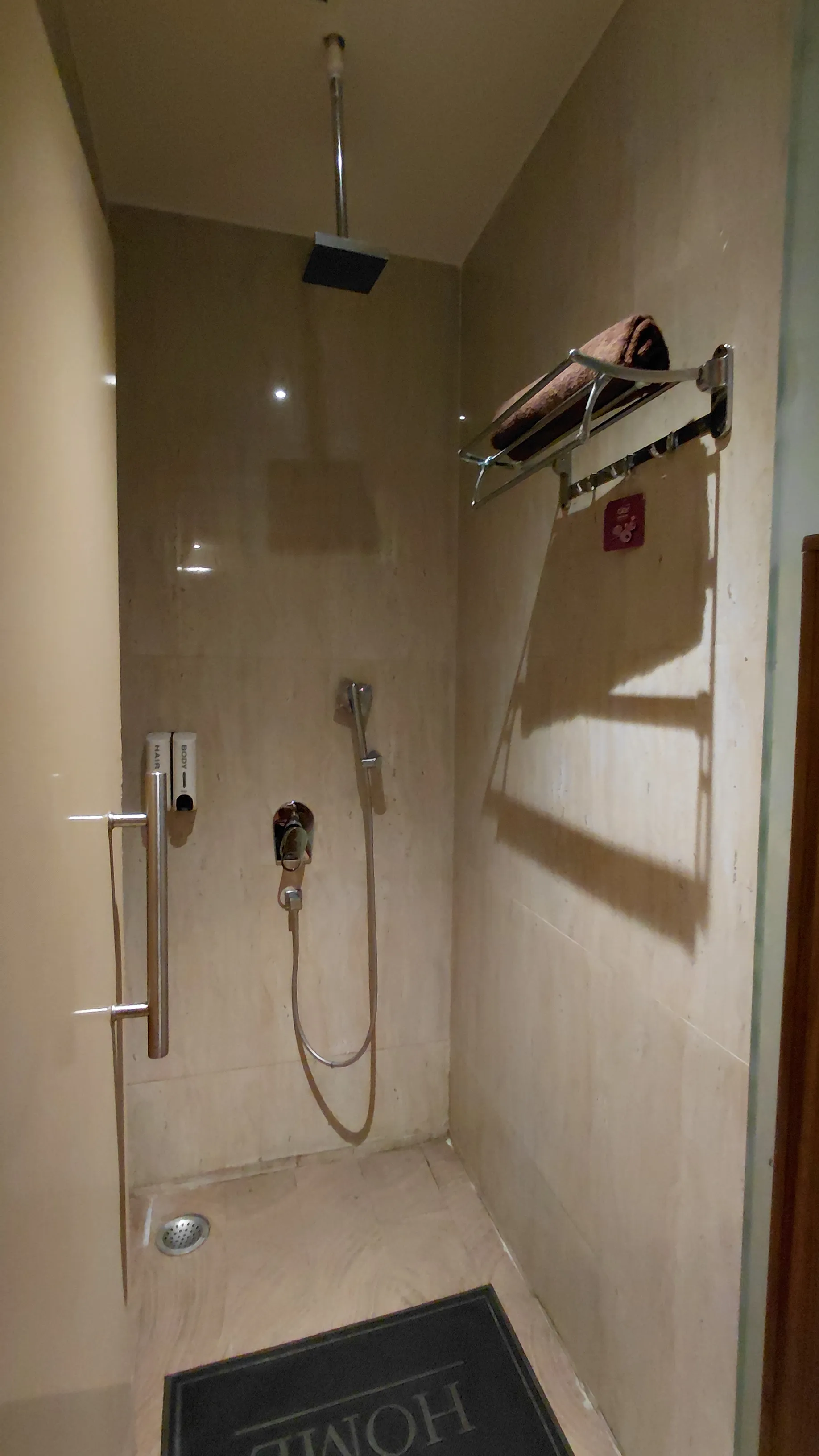 Sterling Palm Bliss Treatment room bathroom