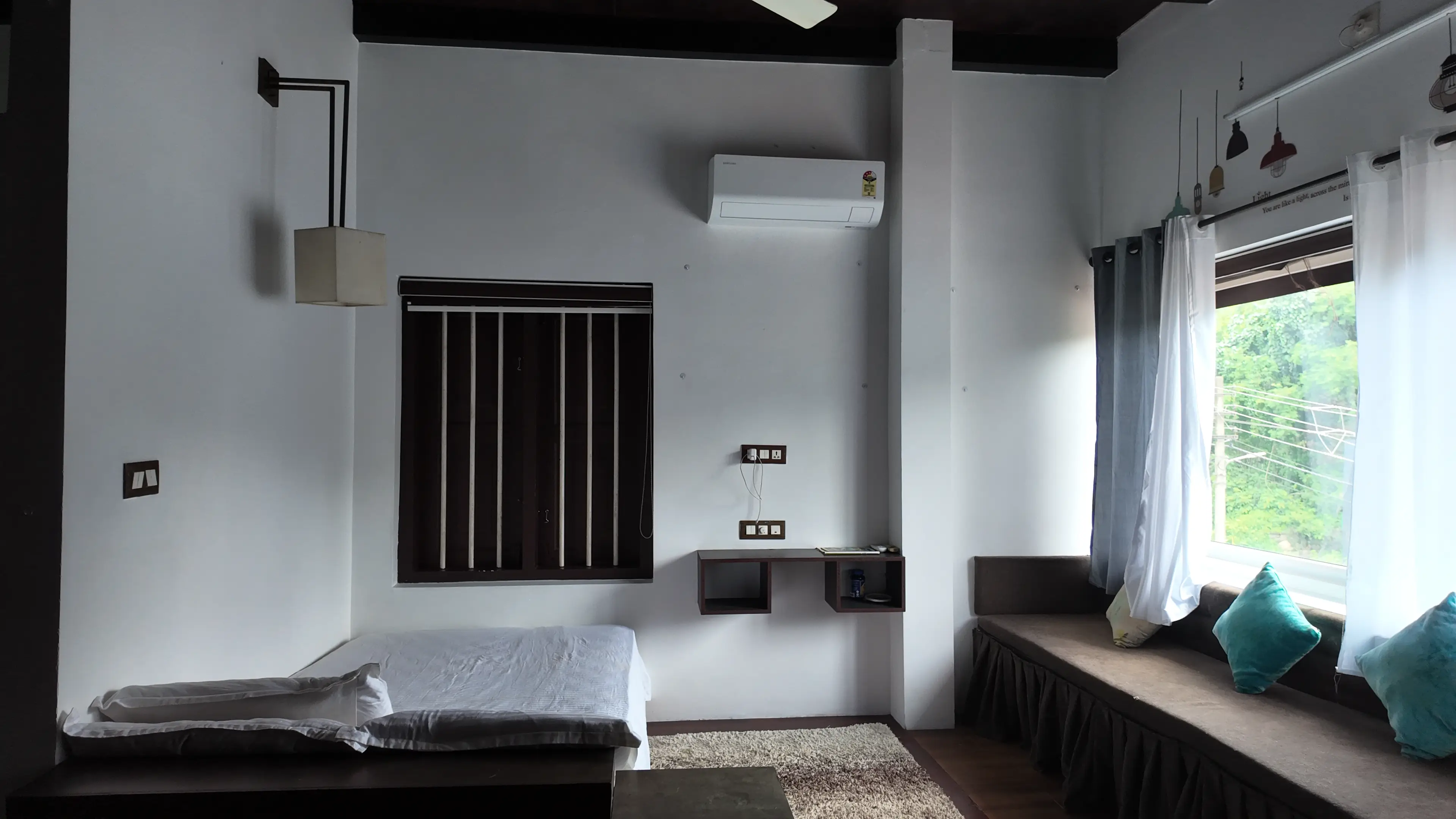 Pranaalaya Good Earth Wellness Room