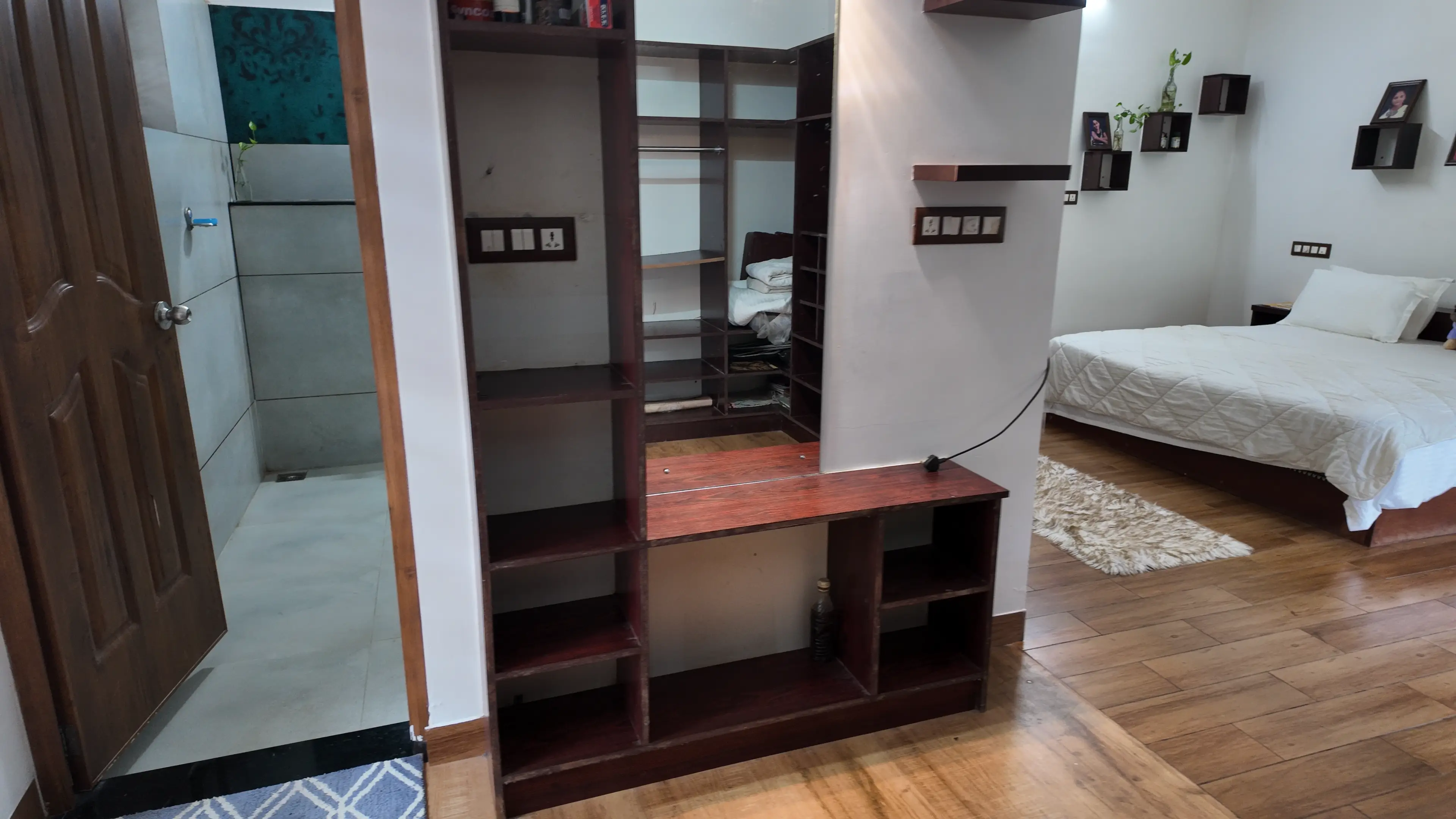 Pranaalaya Good Earth Wellness Room