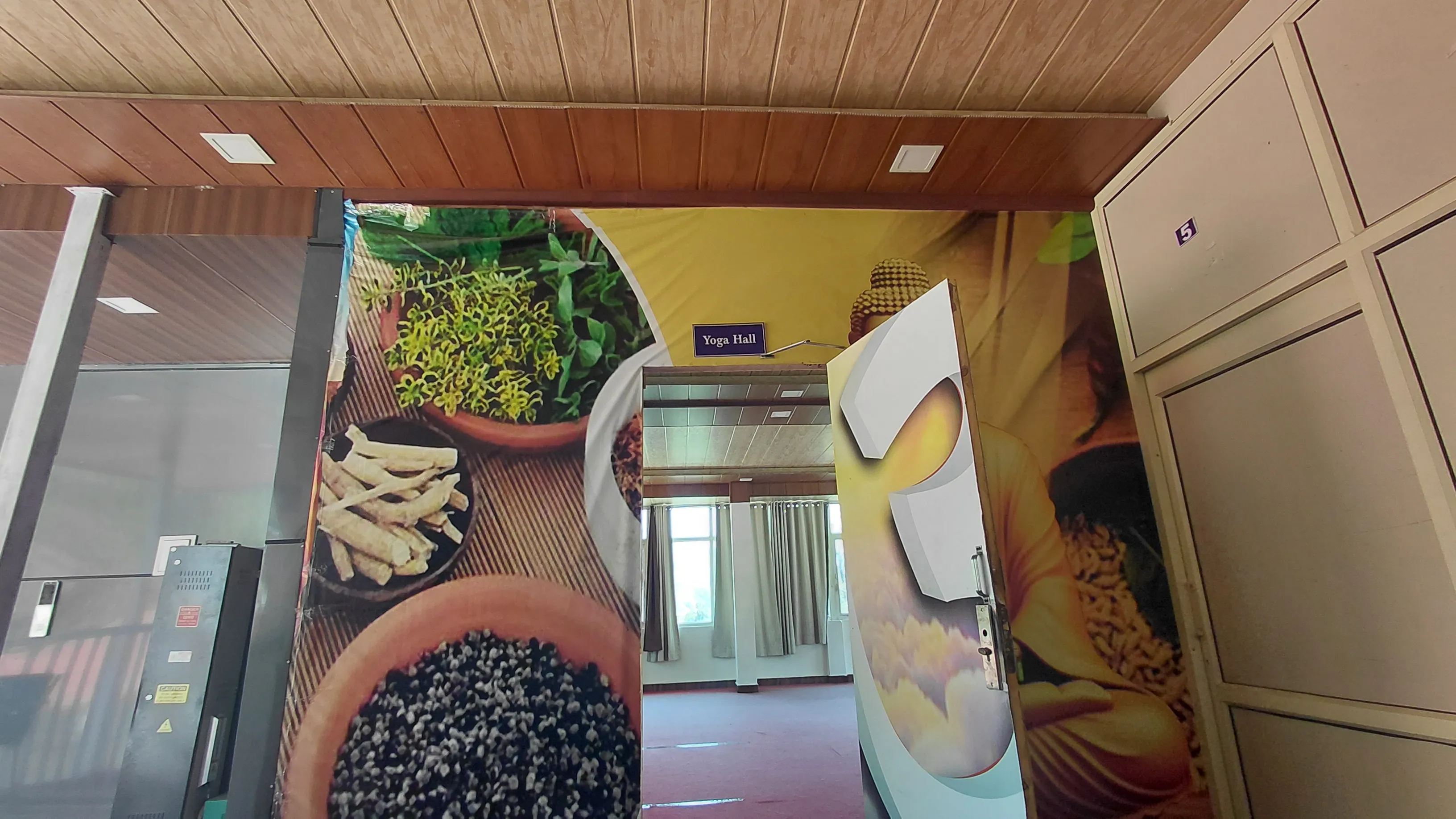 Ayuskama Yoga hall entrance 
