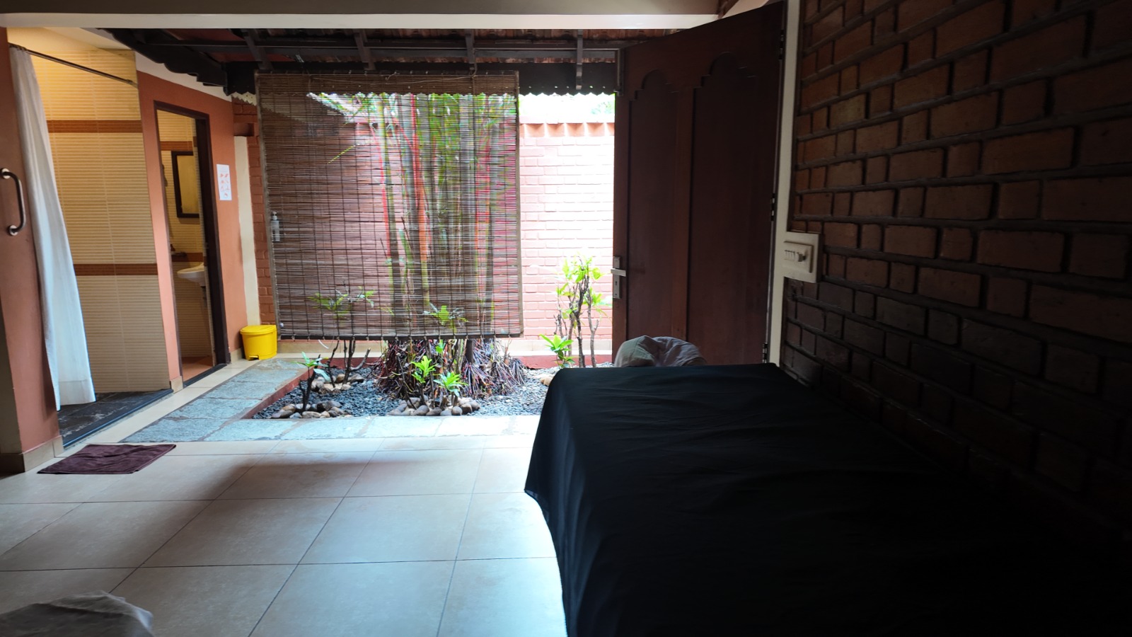 Nattika Beach Ayurveda Resort Ayurveda Treatment Room Open Area