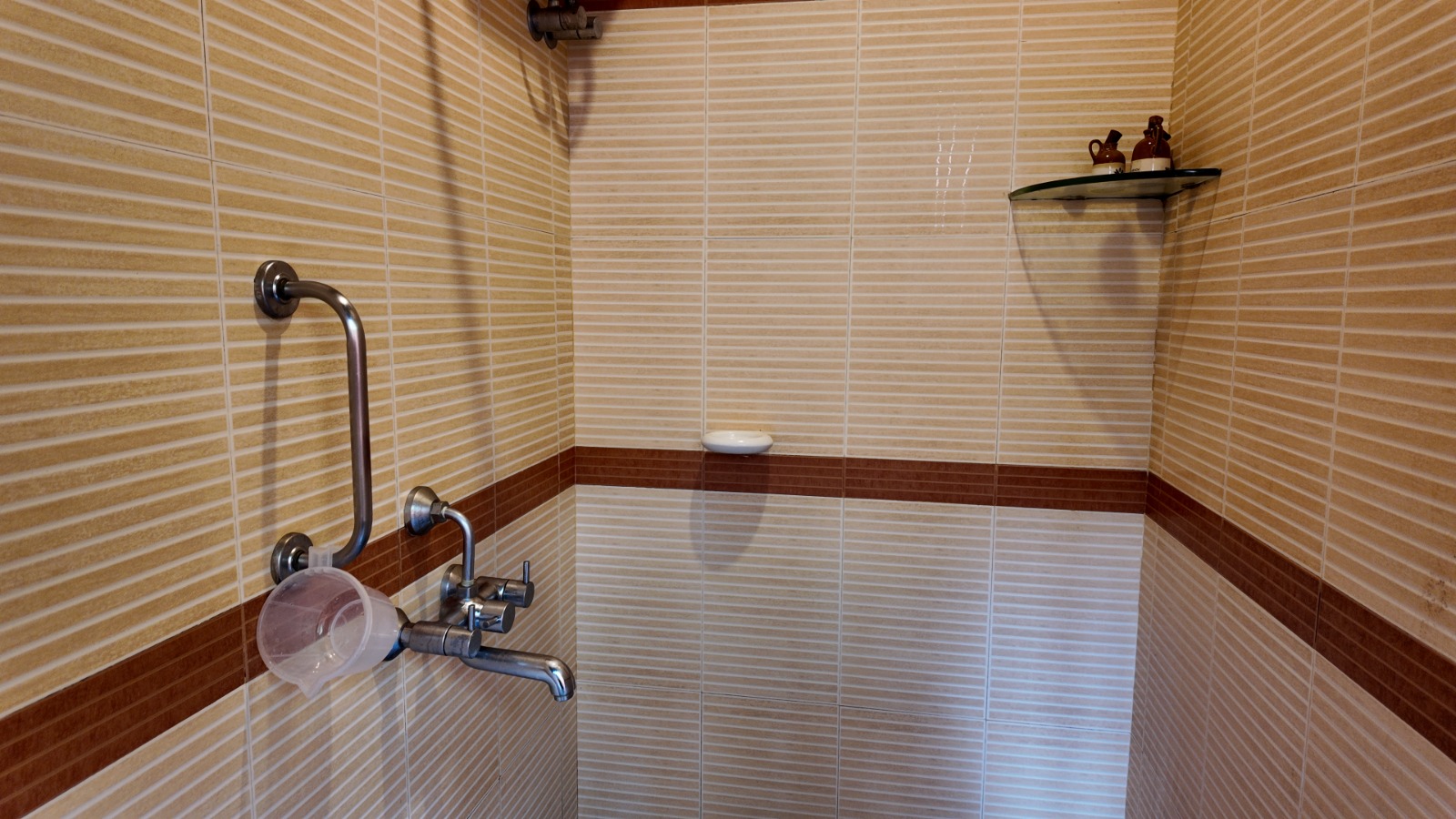 Nattika Beach Ayurveda Resort Ayurveda Treatment Room Bathroom Full View