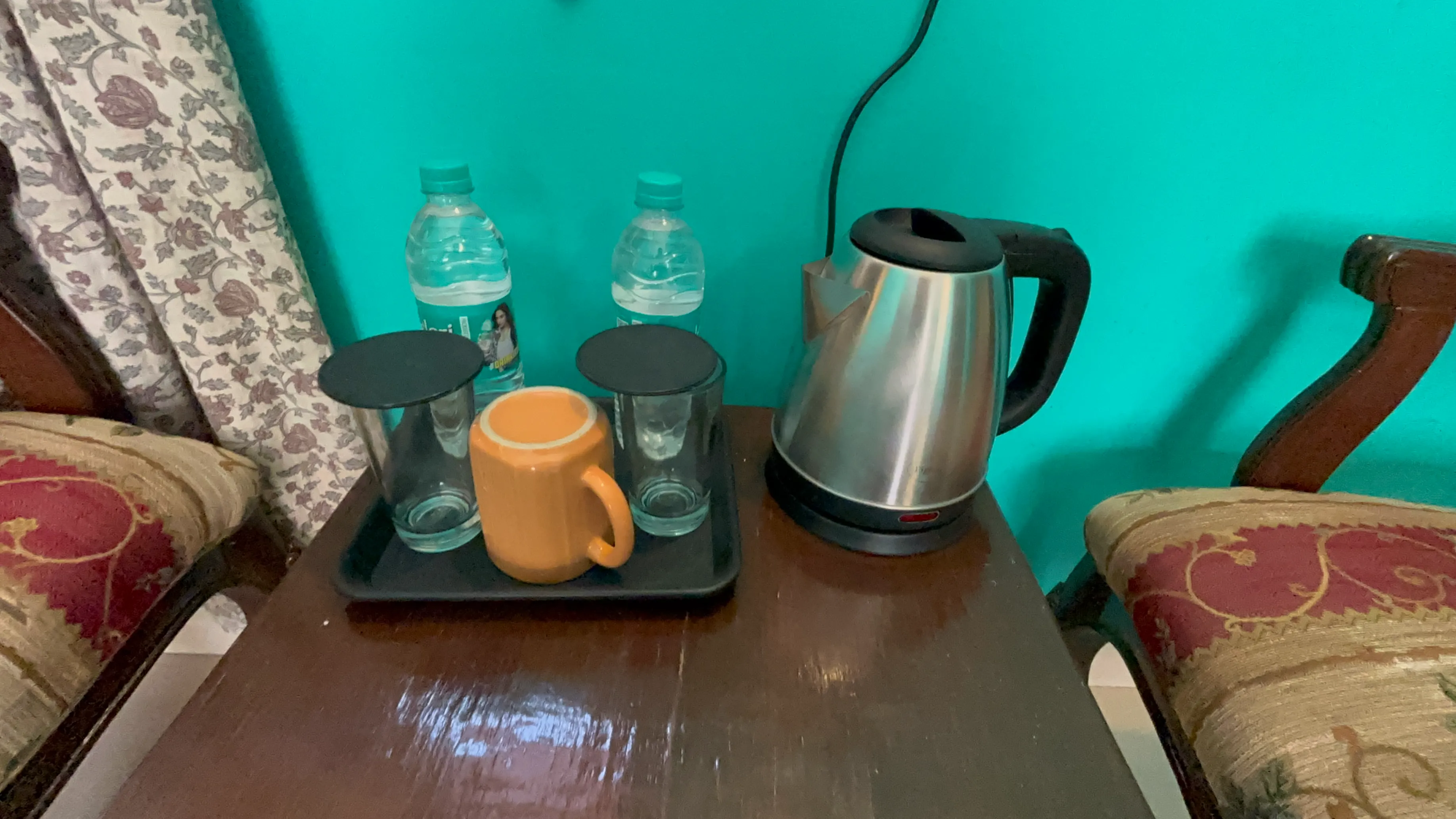 Ayurveda Bhavan Delux Room kettle