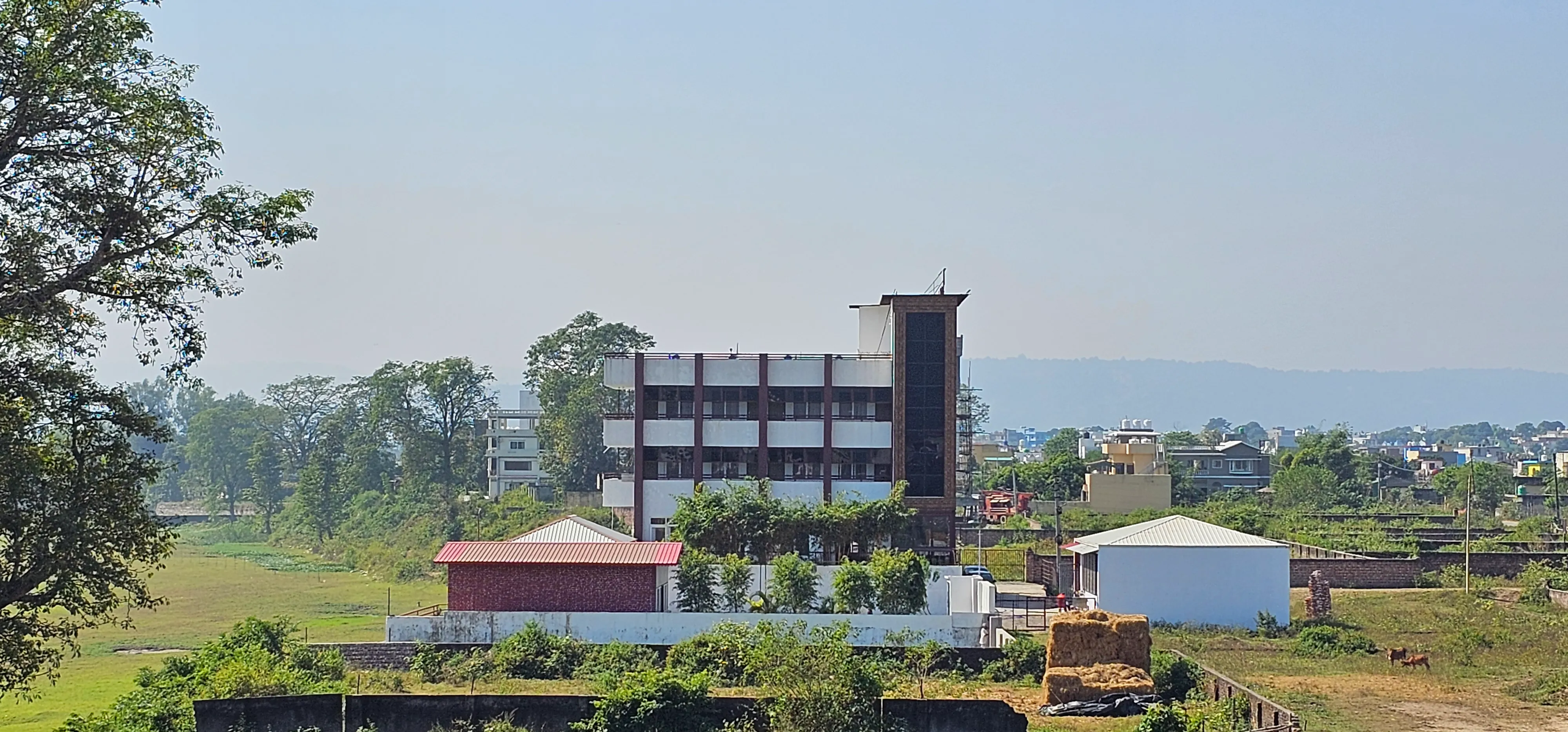 Yan Cure Distant view