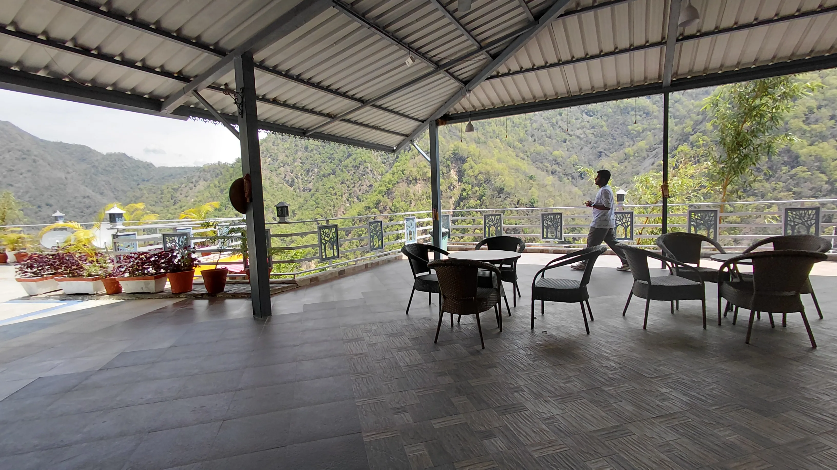 yagya hall chairs