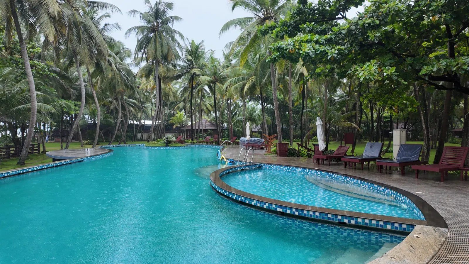 Nattika Beach Ayurveda Resort Pool and Rain