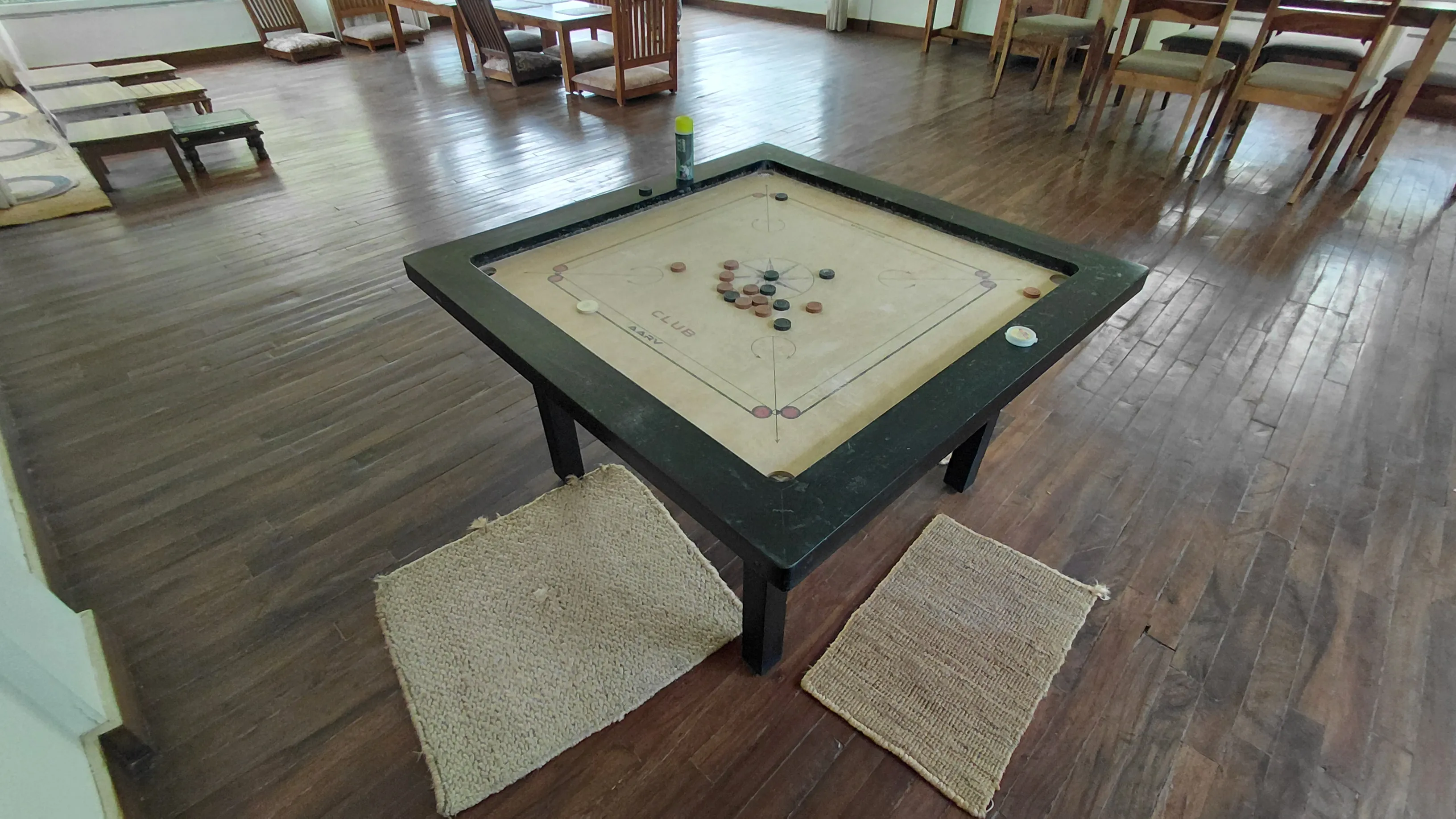 Him Veda Carrom board