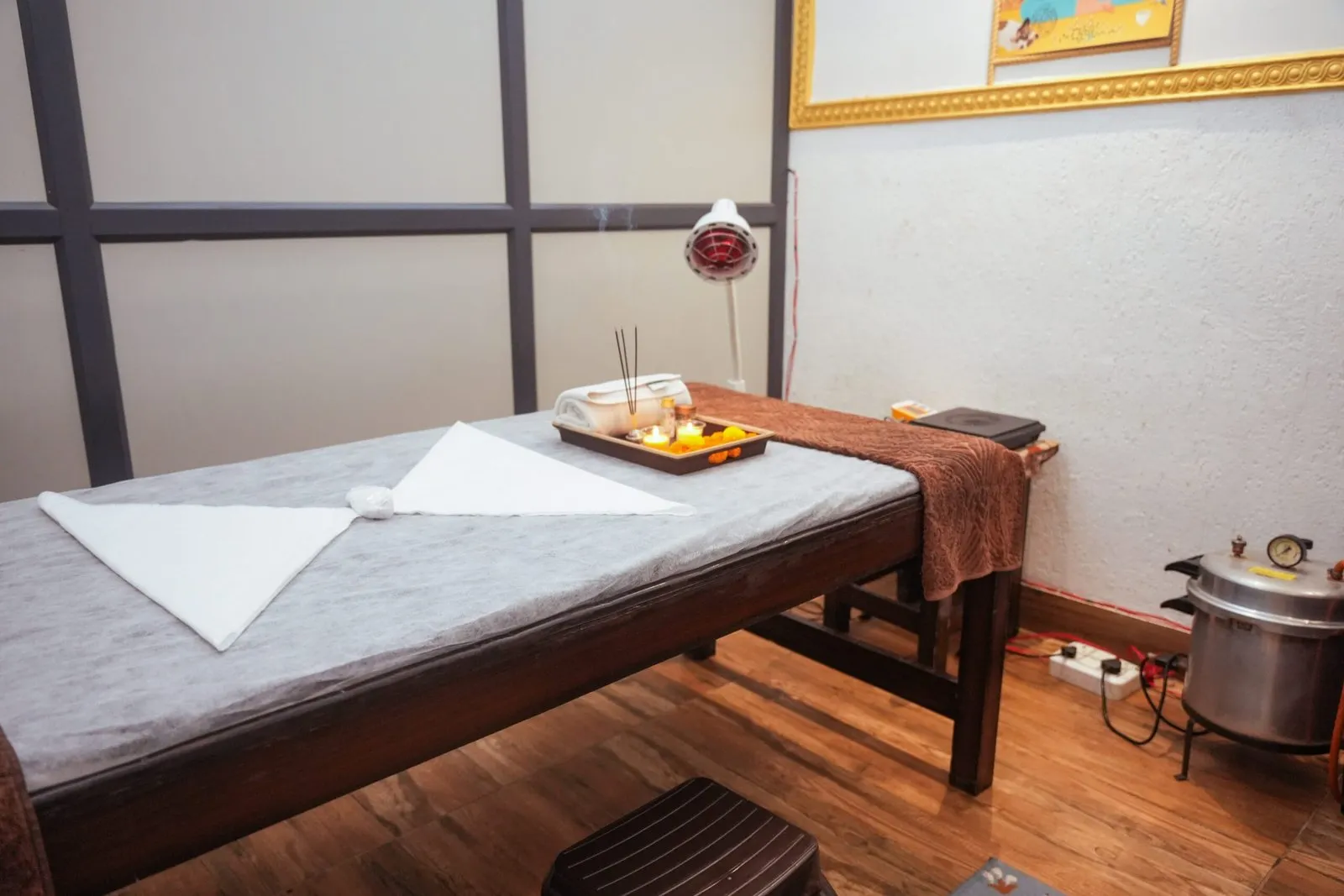 Yan Cure Treatment Room 