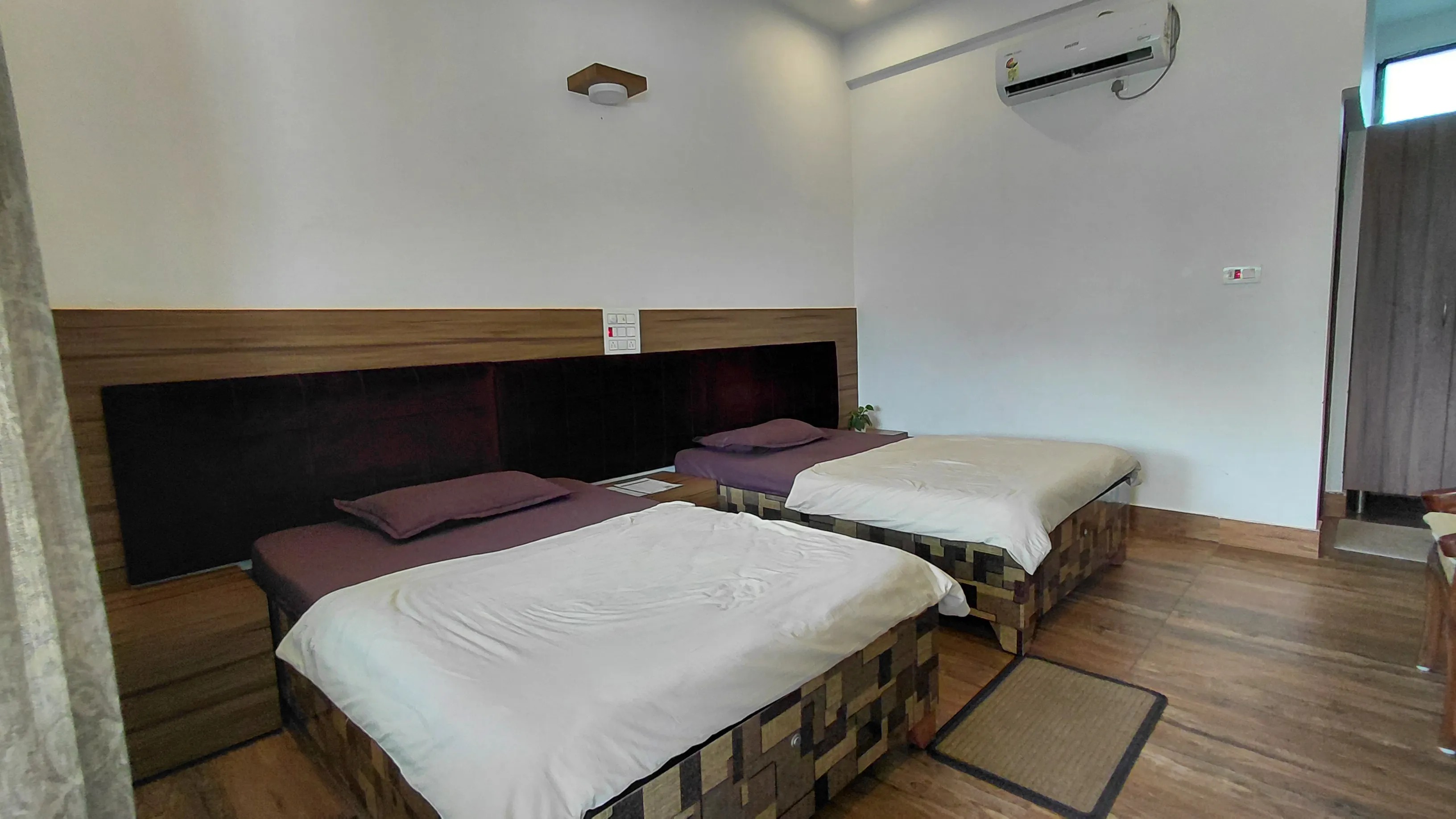 Yan Cure Shared Room 