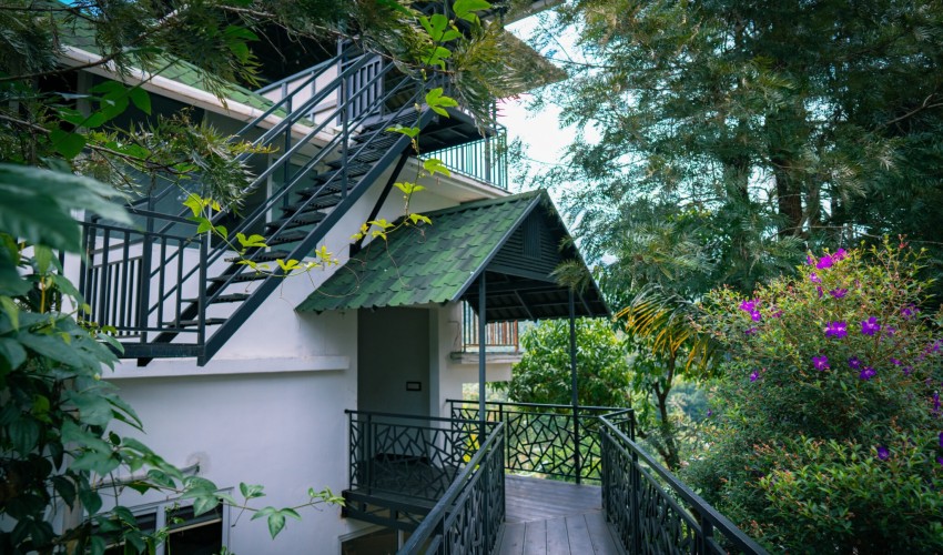 AyurGem Ayurveda Yoga & Wellness Retreat Munnar