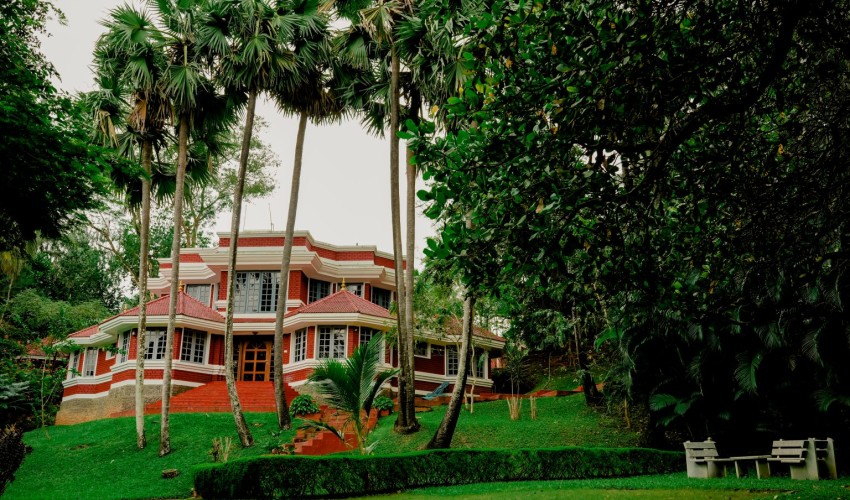 Nilayoram Ayurveda Retreat