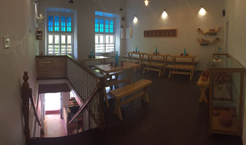 Iyami Living & Cafe